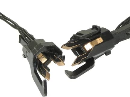 Viessmann 5071 H0 2 stromf.Kupplg.vierpolig