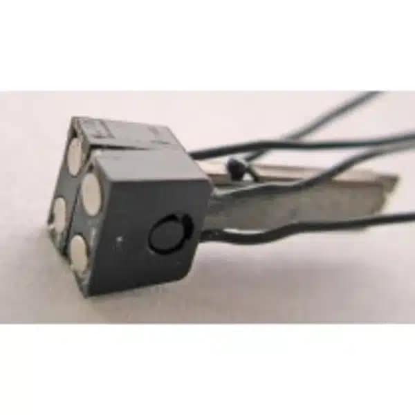 Peho-KKK 3040 Stroomvoerende magnetische koppeling 4 polen NEM 362 H0 1 set