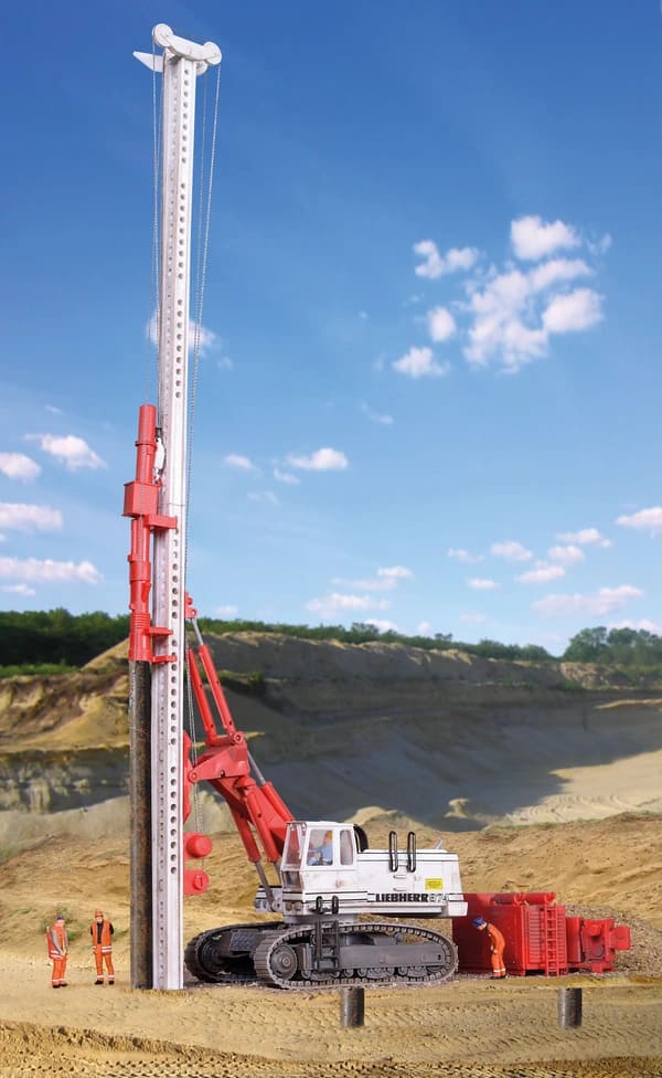 Kibri 11253 H0 LIEBHERR 974 mit Ramm- und
